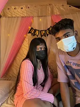 hotgirlpriya789 online show from December 18, 2025, 4:11 pm