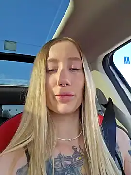 Snapshot of Pussy_Drive03 chatting on March 14, 2025, 8:10 am Pussy Drive03 online show from March 14, 2025, 8:10 am