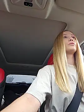 Snapshot of Pussy_Drive03 chatting on December 14, 2025, 6:08 am Pussy Drive03 online show from December 14, 2025, 6:08 am