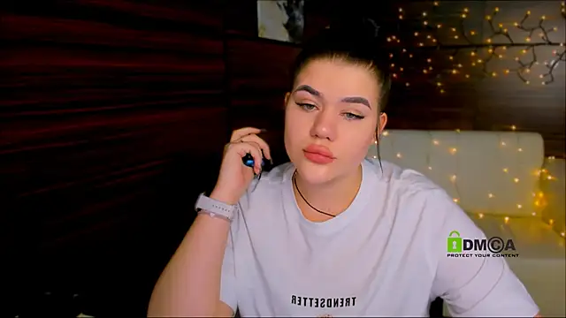 elmira rose online show from February 12, 2025, 1:48 pm