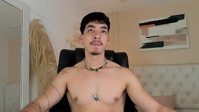 ISAAC CRYSTON online show from January 7, 2026, 8:25 pm