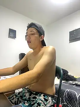 Snapshot of Gadiel_Sex chatting on October 20, 2025, 10:43 pm Gadiel Sex online show from October 20, 2025, 10:43 pm