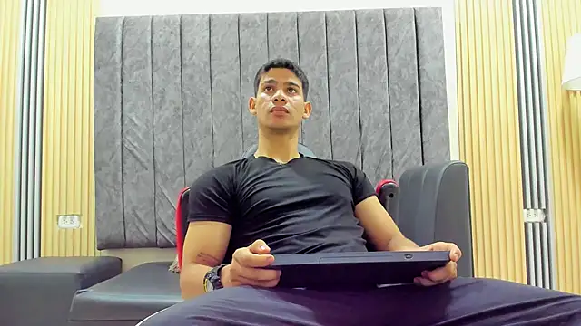 ANDRES STUD online show from January 12, 2026, 12:34 pm