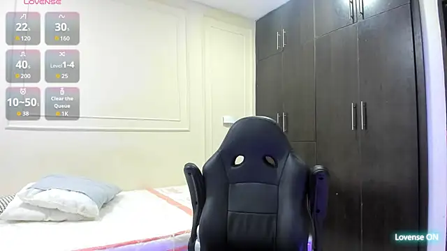 ANDRES STUD online show from May 15, 2026, 3:48 am