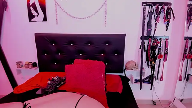 Snapshot of Julieta_Carden_ chatting on February 3, 2026, 12:32 pm Julieta Carden online show from February 3, 2026, 12:32 pm