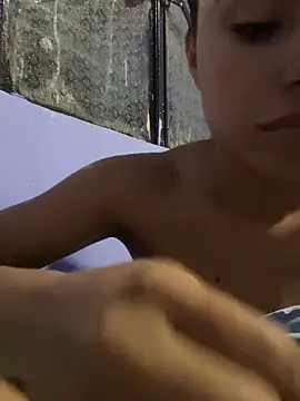 Snapshot of julieta_fn chatting on February 25, 2026, 3:51 am julieta fn online show from February 25, 2026, 3:51 am