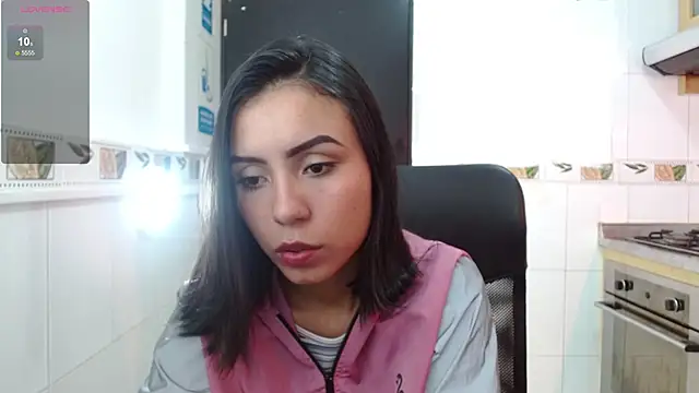 Snapshot of julieta_fn chatting on February 3, 2026, 3:06 pm julieta fn online show from February 3, 2026, 3:06 pm