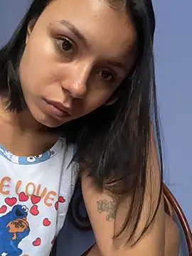 Snapshot of julieta_fn chatting on February 6, 2026, 1:40 pm julieta fn online show from February 6, 2026, 1:40 pm