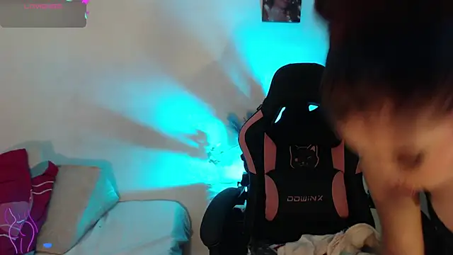 Snapshot of alaia_sweetxxx chatting on November 13, 2025, 1:20 am alaia sweetxxx online show from November 13, 2025, 1:20 am