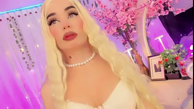 Snapshot of Irina_milkmaid chatting on December 18, 2025, 7:29 pm Irina milkmaid online show from December 18, 2025, 7:29 pm