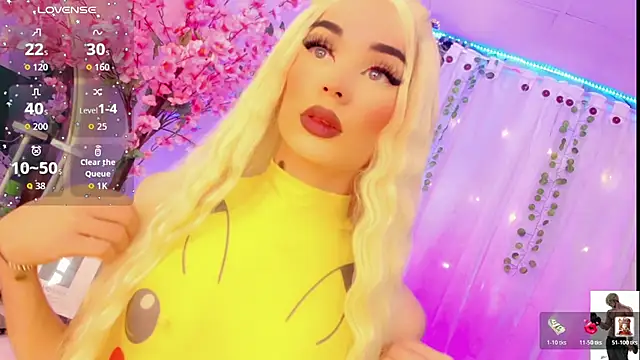 Snapshot of Irina_milkmaid chatting on January 9, 2026, 3:24 am Irina milkmaid online show from January 9, 2026, 3:24 am