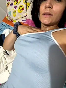 Daniela12147 online show from November 11, 2025, 12:16 am