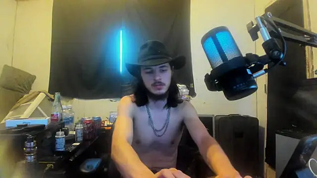 Snapshot of nuttyking2022 chatting on February 7, 2025, 9:26 pm nuttyking2022 online show from February 7, 2025, 9:26 pm