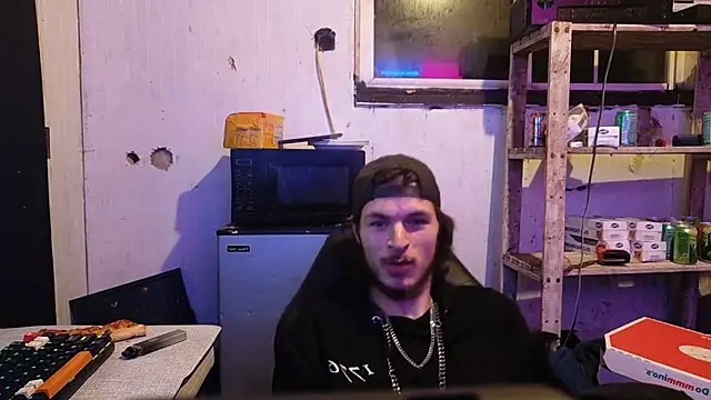 nuttyking2022 online show from November 26, 2025, 10:15 am