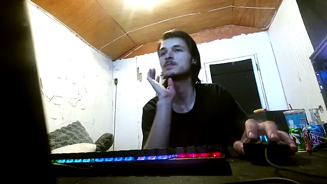 Snapshot of nuttyking2022 chatting on October 22, 2025, 4:34 am nuttyking2022 online show from October 22, 2025, 4:34 am