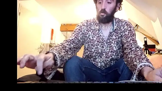 Mastersanges online show from May 27, 2026, 8:38 pm