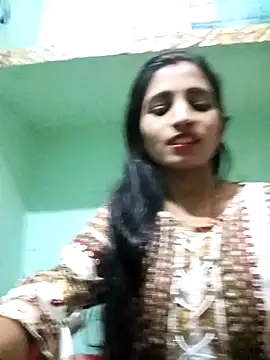 hotqueenrathor online show from February 5, 2025, 6:37 pm