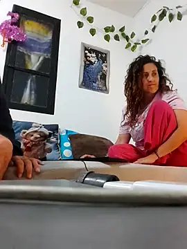 Snapshot of jeans_and_emma chatting on October 3, 2025, 2:15 am jeans and emma online show from October 3, 2025, 2:15 am