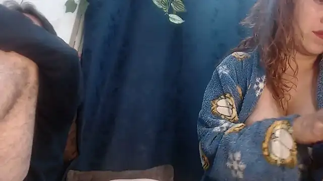 Snapshot of jeans_and_emma chatting on March 23, 2025, 5:10 am jeans and emma online show from March 23, 2025, 5:10 am