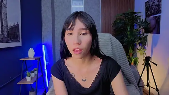 Snapshot of Miaa_Lee7 chatting on May 23, 2026, 8:41 pm Miaa Lee7 online show from May 23, 2026, 8:41 pm