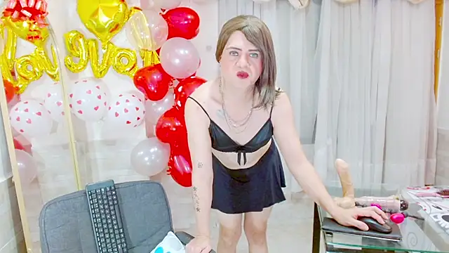 Dolldirtyxxx online show from February 15, 2026, 7:57 pm