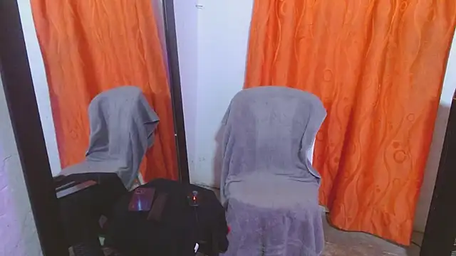 Snapshot of Antoni7_0 chatting on September 8, 2025, 8:41 pm Antoni7 0 online show from September 8, 2025, 8:41 pm