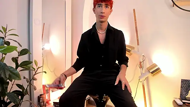 Snapshot of NovaaWheler chatting on March 10, 2025, 5:00 am NovaaWheler online show from March 10, 2025, 5:00 am