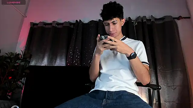 NovaaWheler online show from March 6, 2026, 12:00 pm