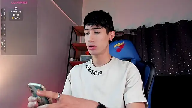 NovaaWheler online show from January 17, 2026, 2:42 pm