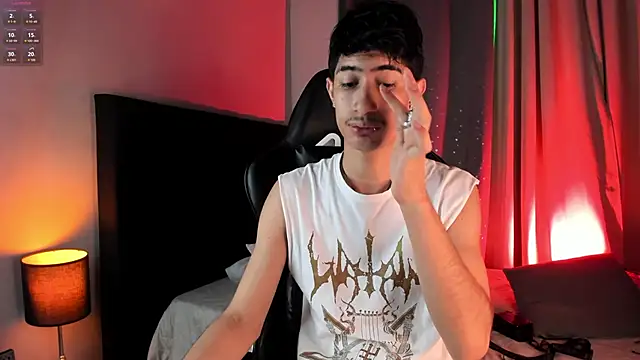 Snapshot of NovaaWheler chatting on September 26, 2025, 3:41 pm NovaaWheler online show from September 26, 2025, 3:41 pm