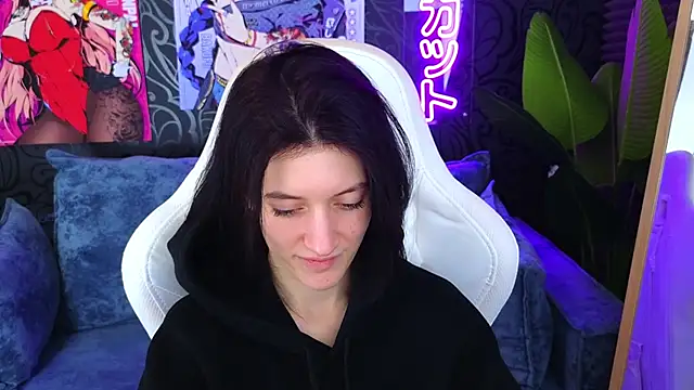 Snapshot of roxy_riot_ chatting on February 18, 2025, 7:43 am roxy riot online show from February 18, 2025, 7:43 am