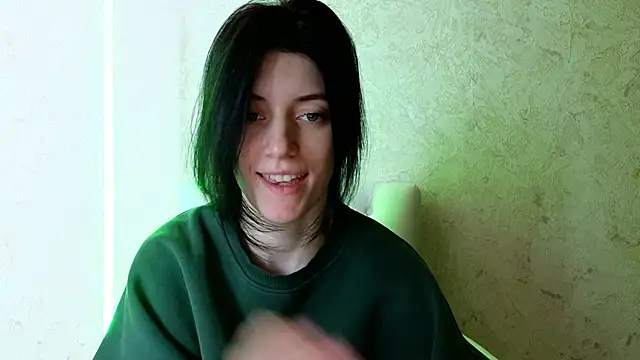 Snapshot of roxy_riot_ chatting on March 19, 2025, 4:36 am roxy riot online show from March 19, 2025, 4:36 am