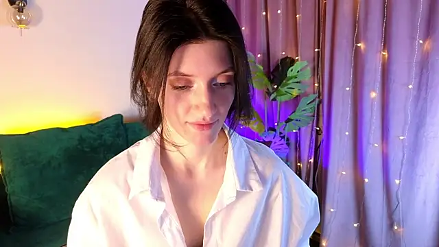 Snapshot of roxy_riot_ chatting on February 14, 2025, 4:58 am roxy riot online show from February 14, 2025, 4:58 am