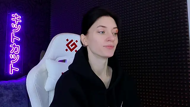 Snapshot of roxy_riot_ chatting on March 16, 2025, 1:28 am roxy riot online show from March 16, 2025, 1:28 am