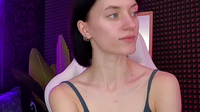 Snapshot of roxy_riot_ chatting on March 9, 2025, 5:11 am roxy riot online show from March 9, 2025, 5:11 am