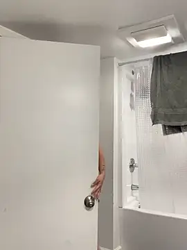 Snapshot of grassXass420 chatting on November 24, 2025, 1:49 am grassXass420 online show from November 24, 2025, 1:49 am