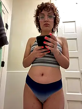 Snapshot of grassXass420 chatting on November 1, 2025, 11:26 am grassXass420 online show from November 1, 2025, 11:26 am