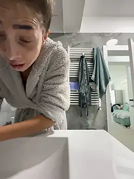 BonyBon29 online show from October 31, 2025, 10:45 am