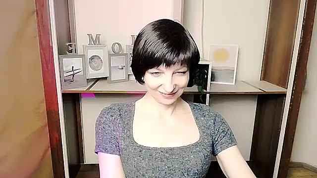  AngeliaFlow  online show from February 20, 2026, 8:16 am