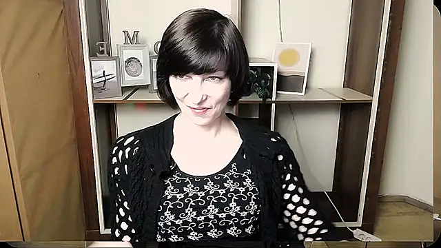  AngeliaFlow  online show from June 3, 2026, 8:48 am