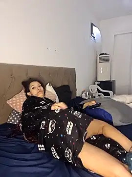 Snapshot of nickelfie chatting on February 25, 2025, 10:59 am nickelfie online show from February 25, 2025, 10:59 am