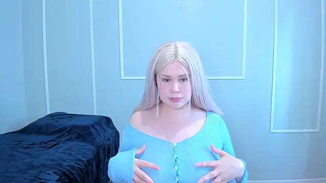 Snapshot of _leana_ chatting on October 3, 2025, 3:46 pm  leana  online show from October 3, 2025, 3:46 pm