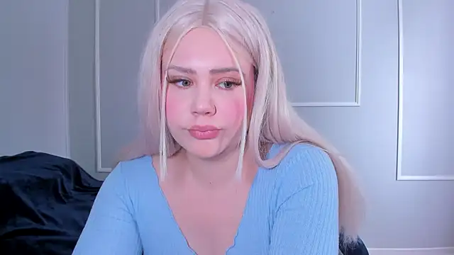 Snapshot of _leana_ chatting on March 5, 2025, 2:34 pm  leana  online show from March 5, 2025, 2:34 pm