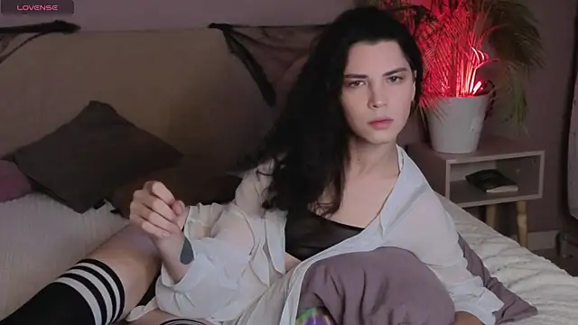 DamienLake online show from October 24, 2025, 8:41 pm