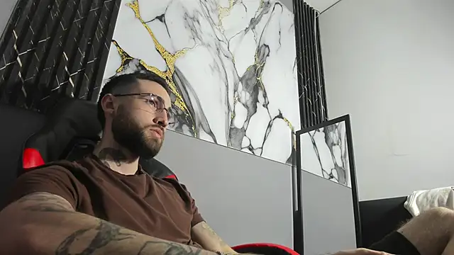 Snapshot of Luke_davis01 chatting on September 12, 2025, 1:22 pm Luke davis01 online show from September 12, 2025, 1:22 pm