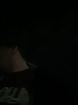 mariokirillcioffi online show from April 14, 2026, 11:43 pm