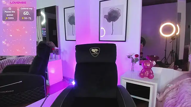 Cloee Rainbow1 online show from September 10, 2025, 12:04 pm