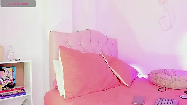 VictoriaBlackfire online show from November 22, 2025, 1:04 am