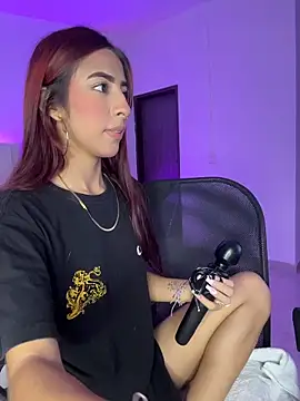 Snapshot of Mirandaa_Rogers chatting on May 29, 2026, 7:09 pm Mirandaa Rogers online show from May 29, 2026, 7:09 pm