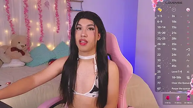 Snapshot of Sweettifani chatting on November 8, 2025, 6:00 pm Sweettifani online show from November 8, 2025, 6:00 pm